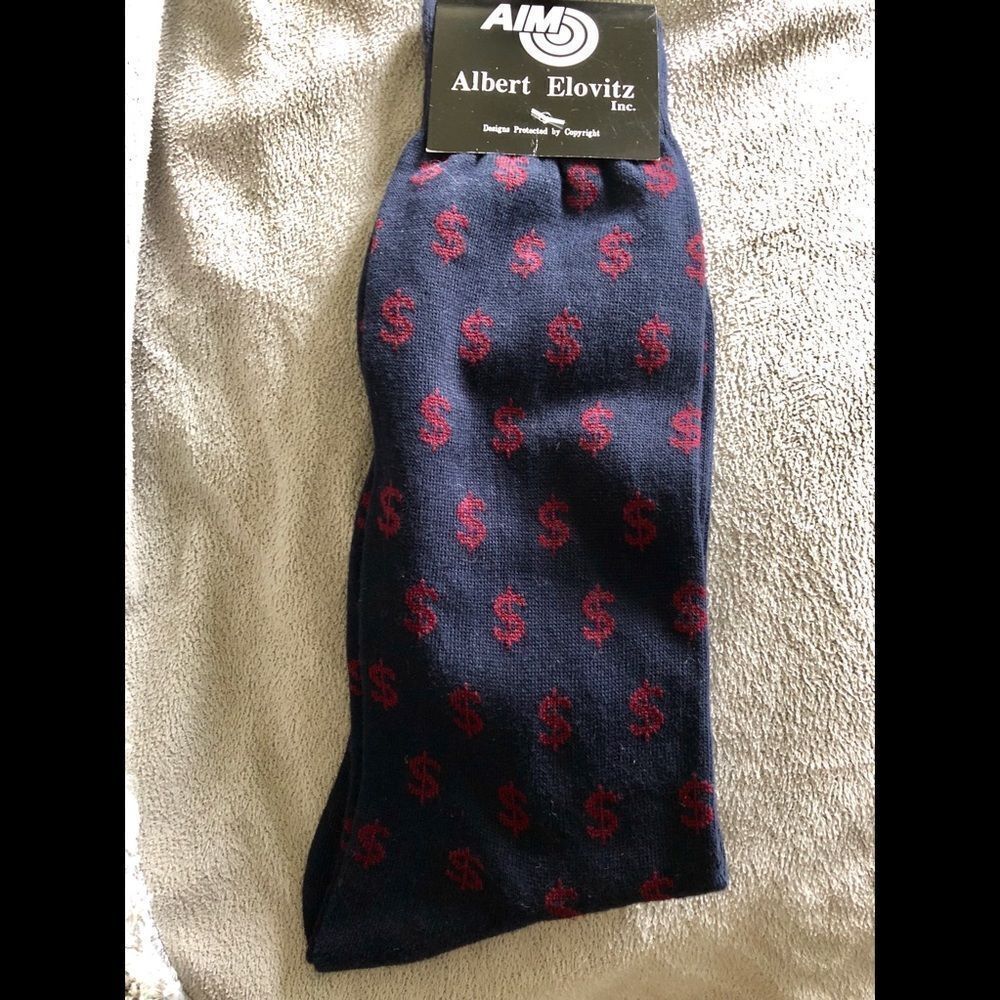 Cute NWT dollar socks by Albert Elovitz (10/13)